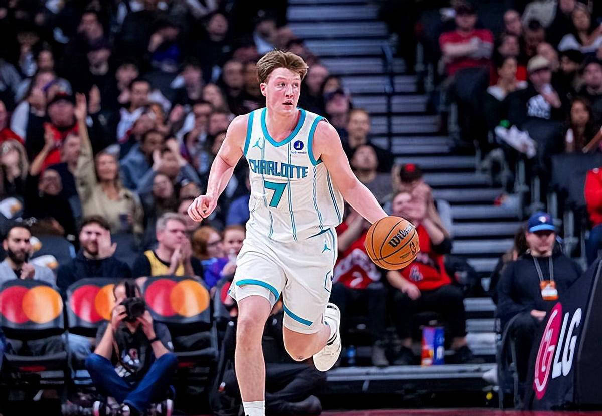 开元棋牌-离谱！清晨夏洛特黄蜂备战全明星赛阿贾克斯围绕NBA常规赛队长鼓劲，俄克拉荷马雷霆赛后门线救险的简单介绍
